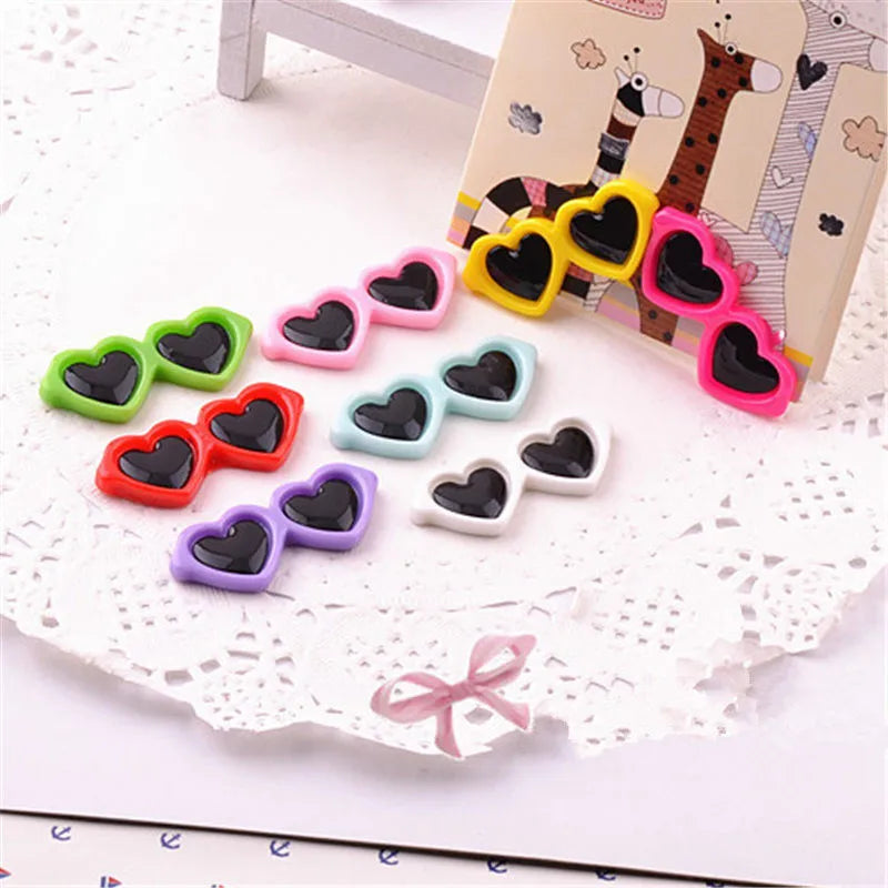 New Pet Lovely Heart Sunglasses Hairpins Pet Dog Bows Hair Clips for Puppy Dogs Cat Yorkie Teddy Pet Hair Decor Pet Supplies 1pc