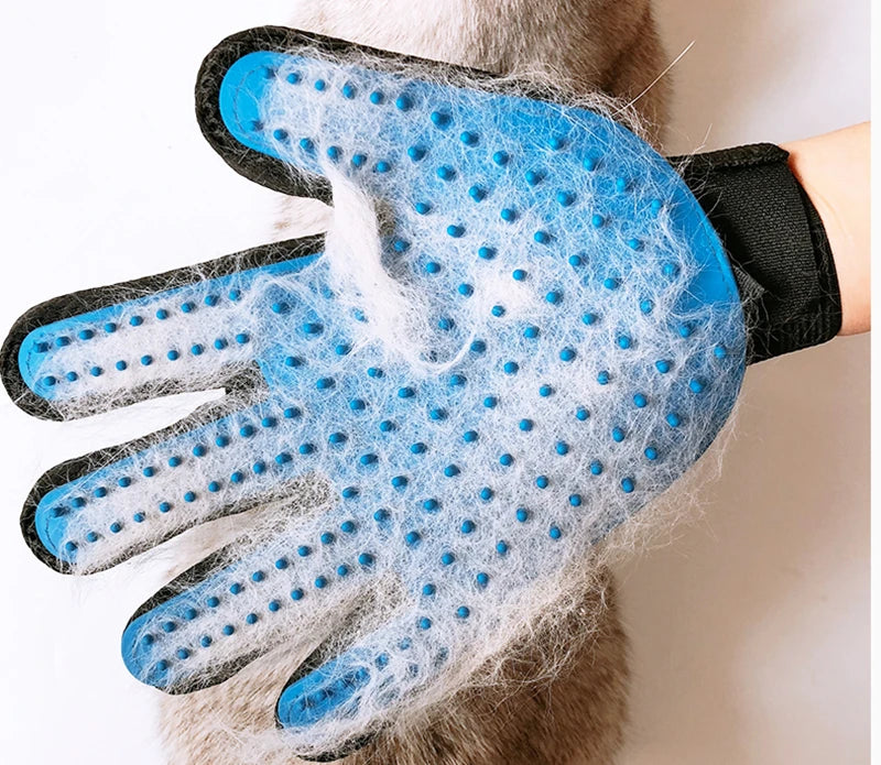 Pet Grooming Glove for Hair Deshedding and Bathing