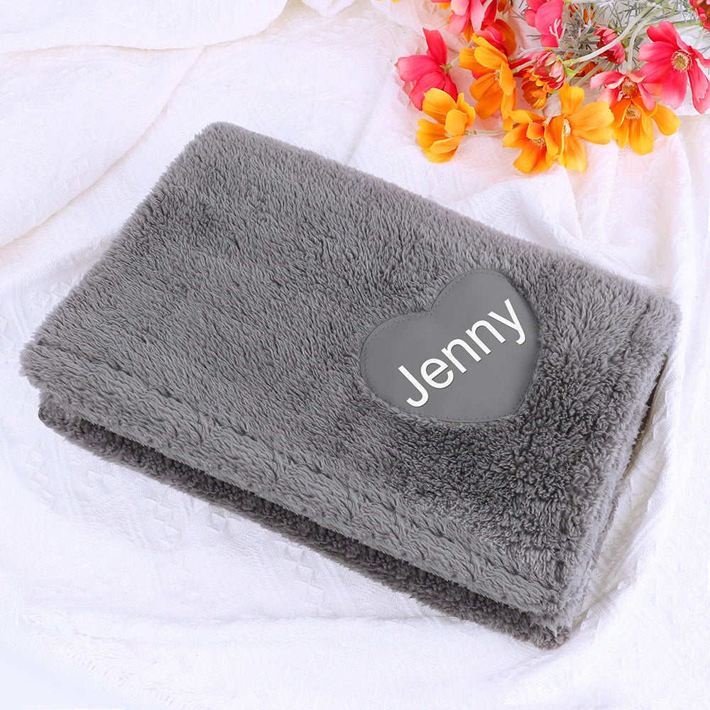 Soft Fluffy Dog Blanket Personalized Fleece Pet Blankets Free Printed Name Warm Dogs Heart Pattern Mat for Bed Sleeping Shower