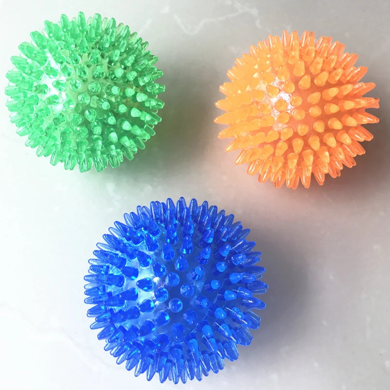 Squeaky Spiked TPR Chewing Ball for Pets