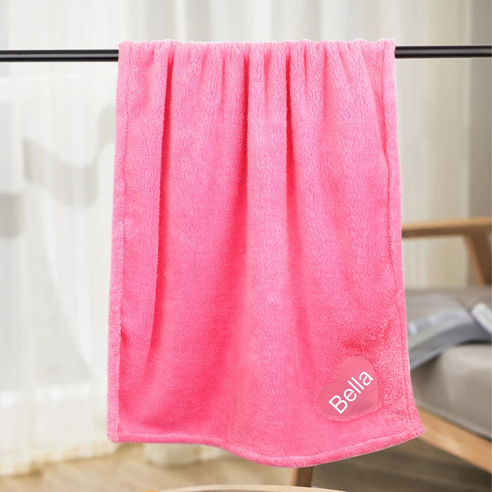 Soft Fluffy Dog Blanket Personalized Fleece Pet Blankets Free Printed Name Warm Dogs Heart Pattern Mat for Bed Sleeping Shower